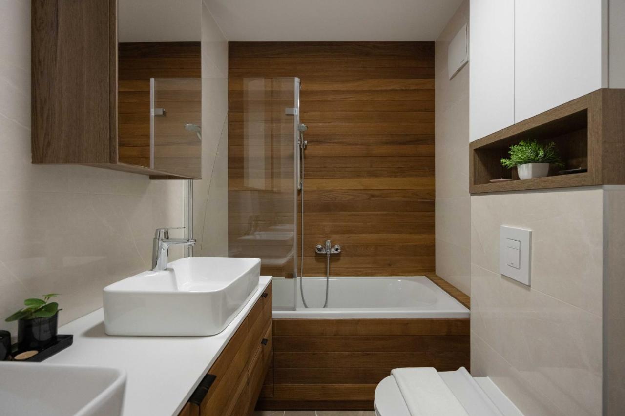 Stylish 2Bdr Apartment- Free Garage Zagrzeb Zewnętrze zdjęcie